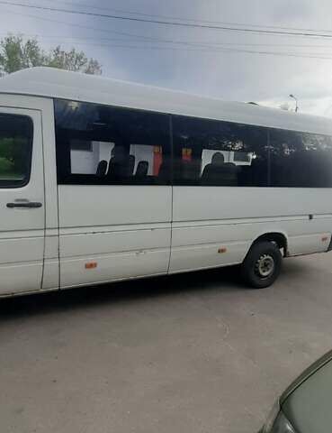 Белый Фольксваген ЛТ, объемом двигателя 2.5 л и пробегом 350 тыс. км за 5000 $, фото 1 на Automoto.ua