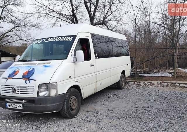 Білий Фольксваген ЛТ, об'ємом двигуна 2.8 л та пробігом 600 тис. км за 7500 $, фото 2 на Automoto.ua