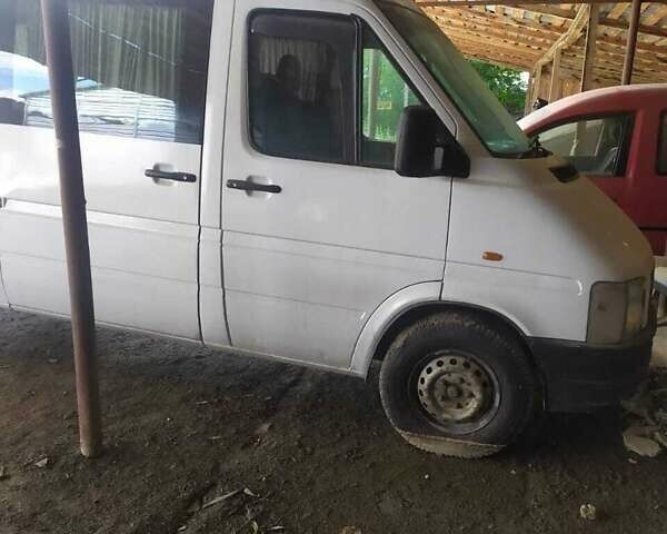 Білий Фольксваген ЛТ, об'ємом двигуна 0 л та пробігом 200 тис. км за 6000 $, фото 2 на Automoto.ua