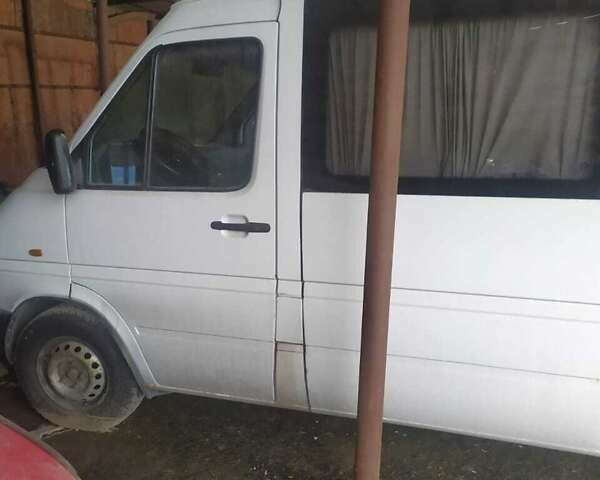 Білий Фольксваген ЛТ, об'ємом двигуна 0 л та пробігом 200 тис. км за 6000 $, фото 1 на Automoto.ua