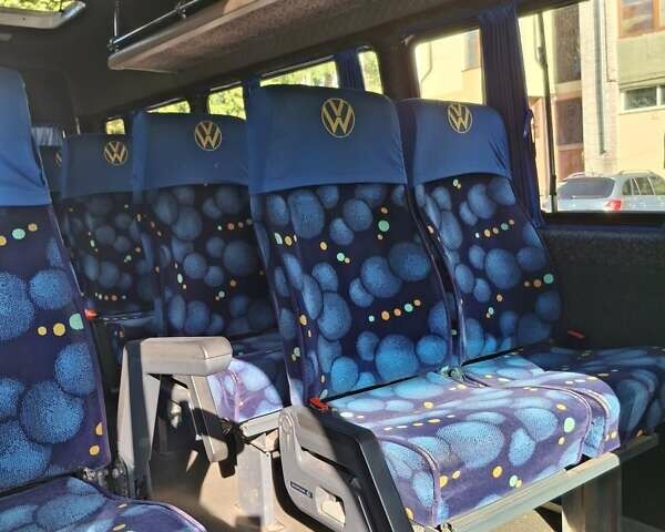 Белый Фольксваген ЛТ, объемом двигателя 2.46 л и пробегом 680 тыс. км за 10500 $, фото 6 на Automoto.ua