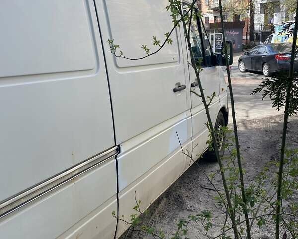 Білий Фольксваген ЛТ, об'ємом двигуна 2.5 л та пробігом 503 тис. км за 5400 $, фото 5 на Automoto.ua