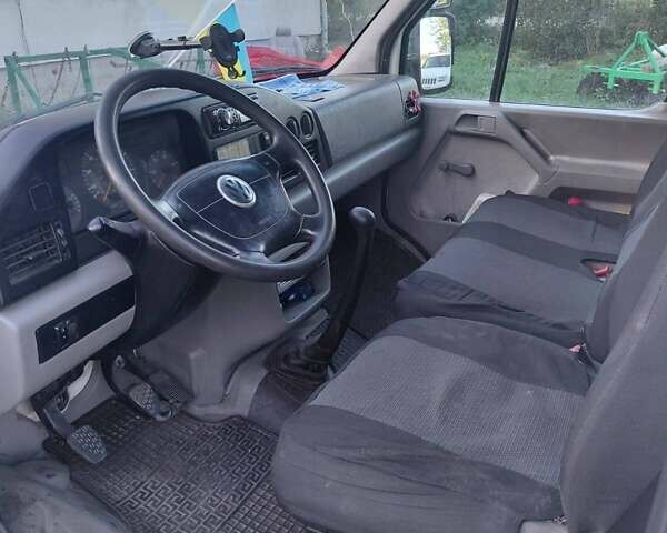 Белый Фольксваген ЛТ, объемом двигателя 0 л и пробегом 240 тыс. км за 11000 $, фото 5 на Automoto.ua