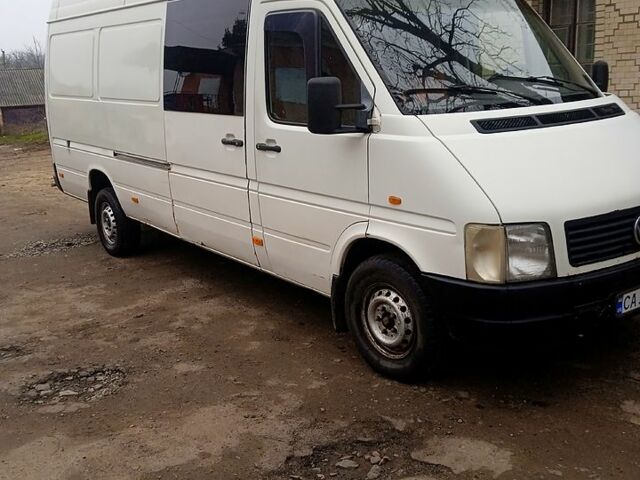 Белый Фольксваген ЛТ, объемом двигателя 2.5 л и пробегом 300 тыс. км за 8200 $, фото 5 на Automoto.ua