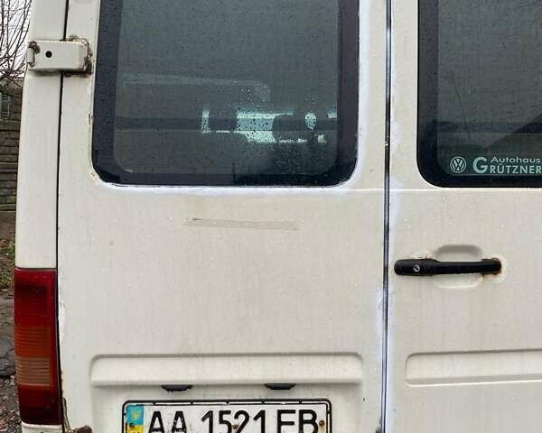 Белый Фольксваген ЛТ, объемом двигателя 2.5 л и пробегом 520 тыс. км за 4900 $, фото 4 на Automoto.ua