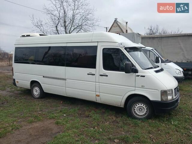 Белый Фольксваген ЛТ, объемом двигателя 2.46 л и пробегом 1000 тыс. км за 8500 $, фото 2 на Automoto.ua