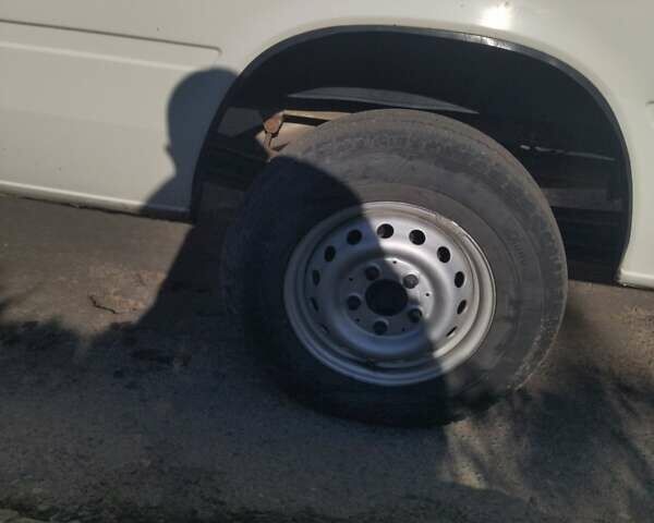 Білий Фольксваген ЛТ, об'ємом двигуна 2.5 л та пробігом 700 тис. км за 9200 $, фото 6 на Automoto.ua