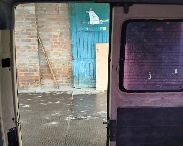 Бежевий Фольксваген ЛТ, об'ємом двигуна 2.46 л та пробігом 600 тис. км за 4500 $, фото 22 на Automoto.ua