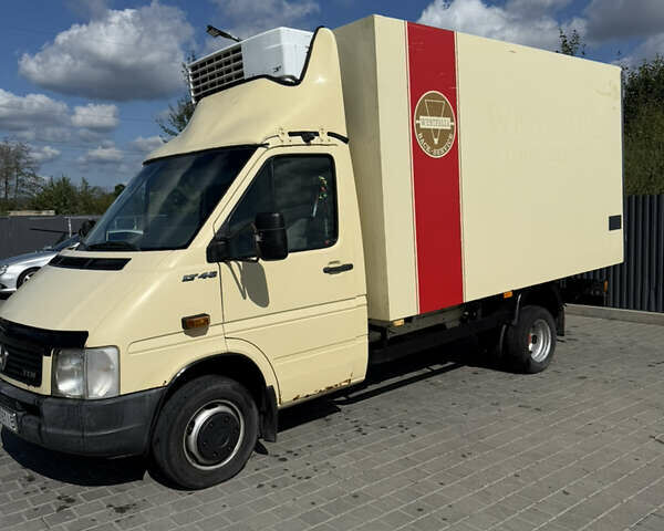 Бежевый Фольксваген ЛТ, объемом двигателя 2.46 л и пробегом 357 тыс. км за 13000 $, фото 4 на Automoto.ua