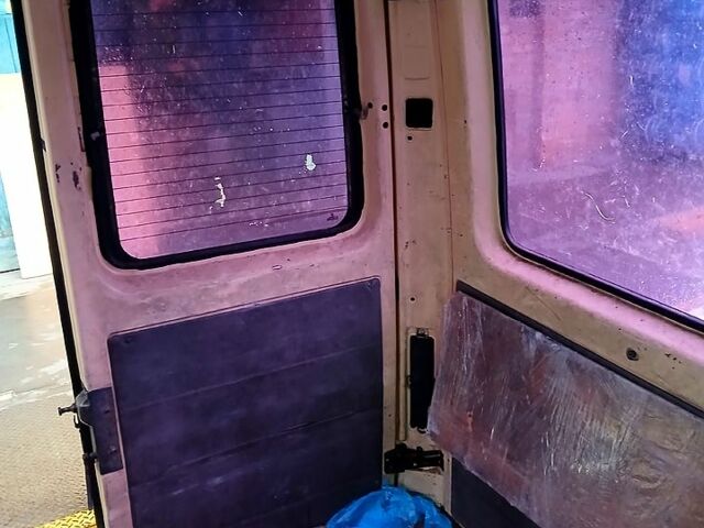 Бежевий Фольксваген ЛТ, об'ємом двигуна 2.5 л та пробігом 620 тис. км за 4500 $, фото 1 на Automoto.ua