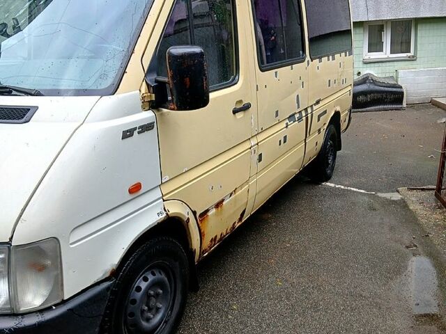 Бежевий Фольксваген ЛТ, об'ємом двигуна 2.5 л та пробігом 620 тис. км за 4500 $, фото 8 на Automoto.ua