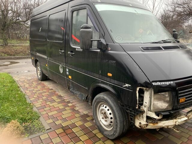 Черный Фольксваген ЛТ, объемом двигателя 2.5 л и пробегом 1 тыс. км за 2950 $, фото 2 на Automoto.ua