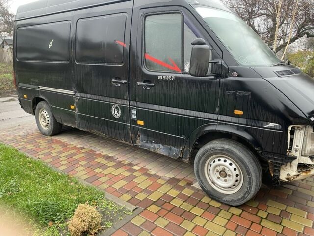 Черный Фольксваген ЛТ, объемом двигателя 2.5 л и пробегом 1 тыс. км за 2950 $, фото 1 на Automoto.ua