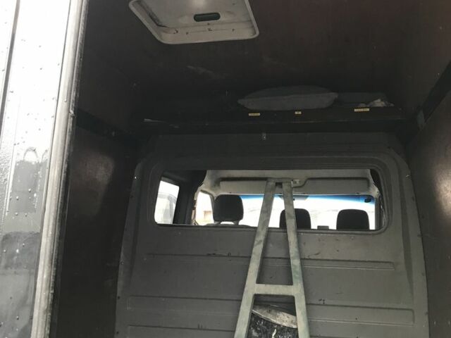 Черный Фольксваген ЛТ, объемом двигателя 2.5 л и пробегом 250 тыс. км за 4200 $, фото 4 на Automoto.ua