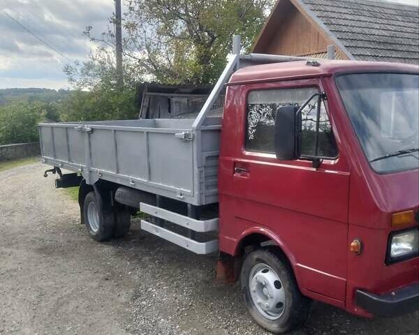 Красный Фольксваген ЛТ, объемом двигателя 2.38 л и пробегом 2 тыс. км за 3800 $, фото 1 на Automoto.ua