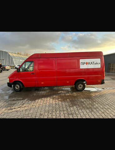 Красный Фольксваген ЛТ, объемом двигателя 2.5 л и пробегом 344 тыс. км за 7500 $, фото 1 на Automoto.ua