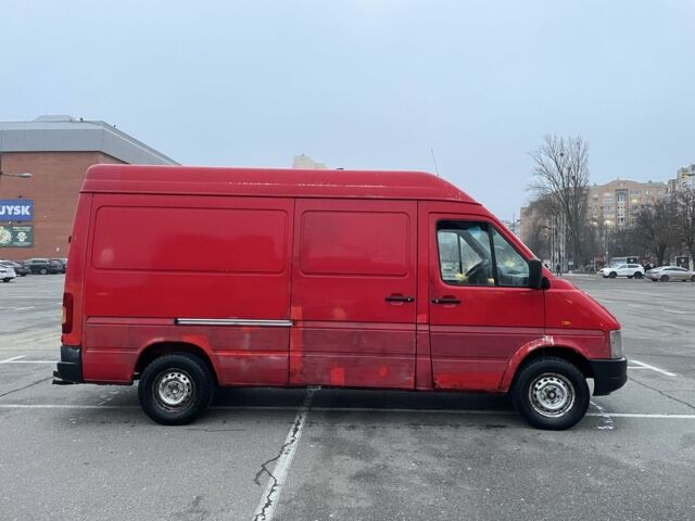 Красный Фольксваген ЛТ, объемом двигателя 2.5 л и пробегом 50 тыс. км за 4900 $, фото 3 на Automoto.ua