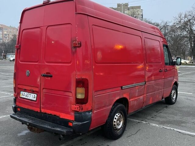 Красный Фольксваген ЛТ, объемом двигателя 2.5 л и пробегом 50 тыс. км за 4900 $, фото 4 на Automoto.ua