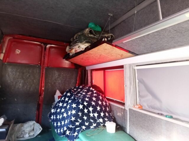 Червоний Фольксваген ЛТ, об'ємом двигуна 2.4 л та пробігом 160 тис. км за 1600 $, фото 7 на Automoto.ua