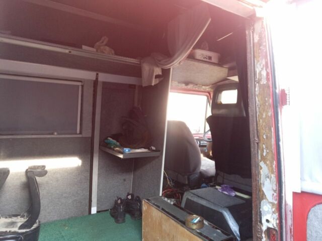 Червоний Фольксваген ЛТ, об'ємом двигуна 2.4 л та пробігом 160 тис. км за 1600 $, фото 6 на Automoto.ua