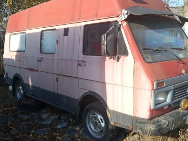 Червоний Фольксваген ЛТ, об'ємом двигуна 2.4 л та пробігом 160 тис. км за 1600 $, фото 8 на Automoto.ua