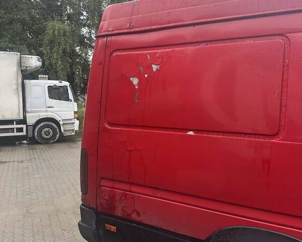 Червоний Фольксваген ЛТ, об'ємом двигуна 2.8 л та пробігом 620 тис. км за 4900 $, фото 5 на Automoto.ua