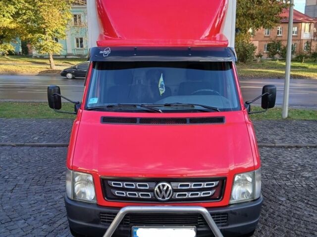 Красный Фольксваген ЛТ, объемом двигателя 2 л и пробегом 500 тыс. км за 12500 $, фото 2 на Automoto.ua