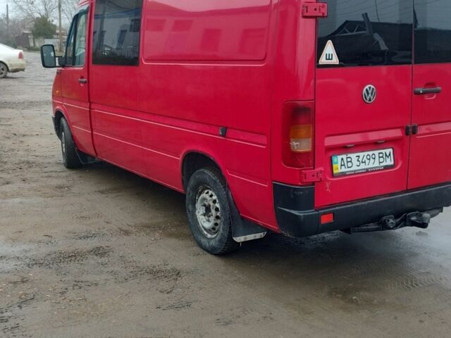 Червоний Фольксваген ЛТ, об'ємом двигуна 2.5 л та пробігом 350 тис. км за 9500 $, фото 3 на Automoto.ua