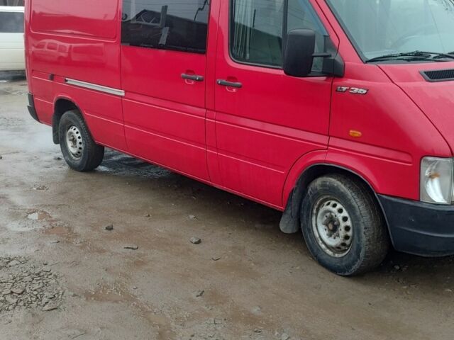 Червоний Фольксваген ЛТ, об'ємом двигуна 2.5 л та пробігом 350 тис. км за 9500 $, фото 1 на Automoto.ua