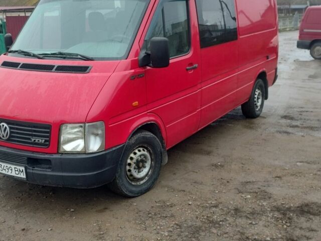 Червоний Фольксваген ЛТ, об'ємом двигуна 2.5 л та пробігом 350 тис. км за 9500 $, фото 4 на Automoto.ua