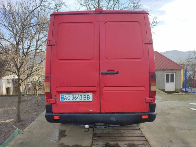 Червоний Фольксваген ЛТ, об'ємом двигуна 2.5 л та пробігом 280 тис. км за 7000 $, фото 1 на Automoto.ua