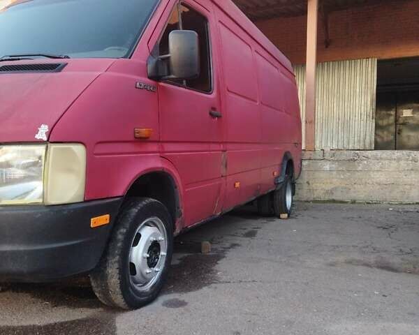 Красный Фольксваген ЛТ, объемом двигателя 2.8 л и пробегом 191 тыс. км за 10000 $, фото 6 на Automoto.ua