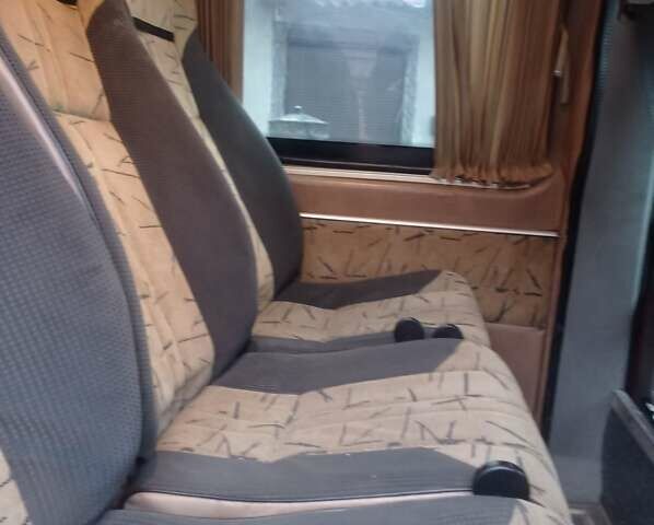 Фольксваген ЛТ 2002 в Виньковцах на Automoto.ua Красный Фольксваген ЛТ, объемом двигателя 2.87 л и пробегом 550 тыс. км за 10700 $, фото 3 на Automoto.ua