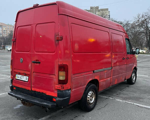Красный Фольксваген ЛТ, объемом двигателя 2.5 л и пробегом 50 тыс. км за 4900 $, фото 4 на Automoto.ua