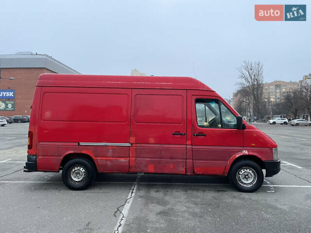 Красный Фольксваген ЛТ, объемом двигателя 2.5 л и пробегом 50 тыс. км за 4900 $, фото 3 на Automoto.ua