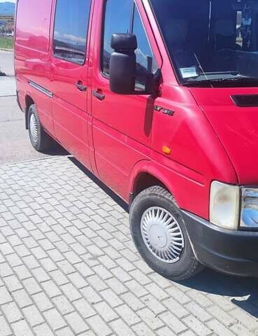 Червоний Фольксваген ЛТ, об'ємом двигуна 2.5 л та пробігом 400 тис. км за 8000 $, фото 6 на Automoto.ua