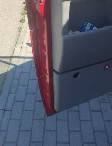 Червоний Фольксваген ЛТ, об'ємом двигуна 2.5 л та пробігом 400 тис. км за 8000 $, фото 2 на Automoto.ua