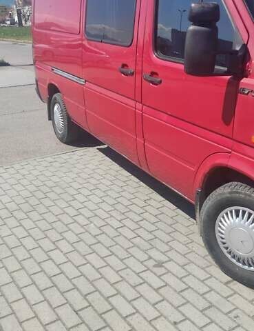 Червоний Фольксваген ЛТ, об'ємом двигуна 2.5 л та пробігом 400 тис. км за 8000 $, фото 10 на Automoto.ua