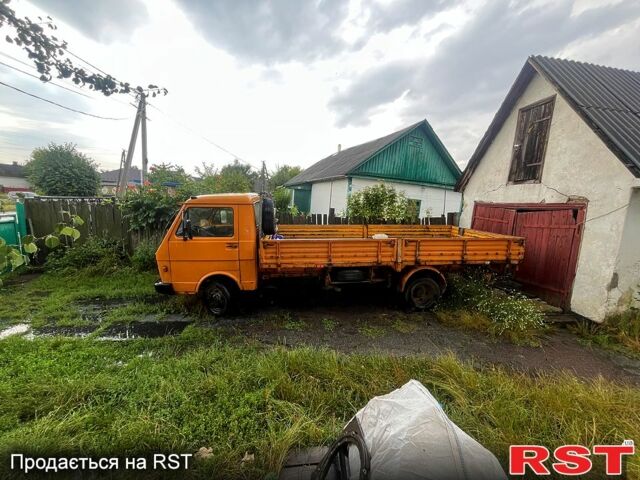 Фольксваген ЛТ, объемом двигателя 2.4 л и пробегом 400 тыс. км за 4500 $, фото 1 на Automoto.ua