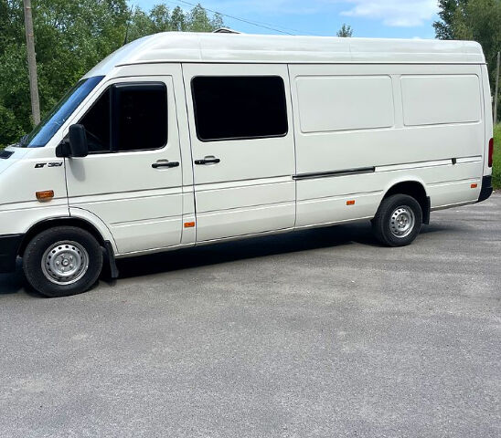 Фольксваген ЛТ, объемом двигателя 2.5 л и пробегом 50 тыс. км за 9500 $, фото 1 на Automoto.ua