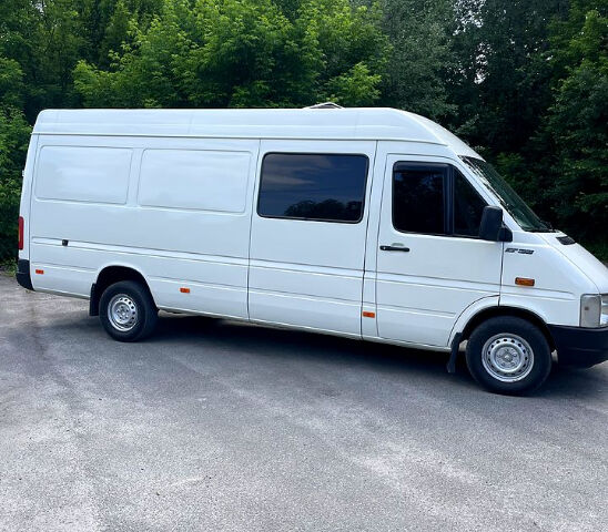 Фольксваген ЛТ, объемом двигателя 2.5 л и пробегом 50 тыс. км за 9500 $, фото 2 на Automoto.ua