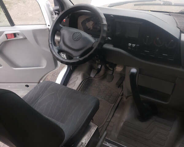 Фольксваген ЛТ, объемом двигателя 2.4 л и пробегом 145 тыс. км за 8200 $, фото 9 на Automoto.ua