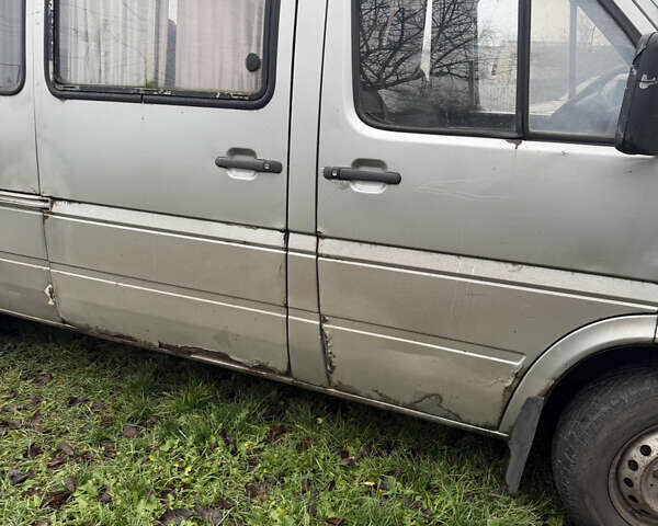 Фольксваген ЛТ, объемом двигателя 2.5 л и пробегом 320 тыс. км за 3200 $, фото 3 на Automoto.ua