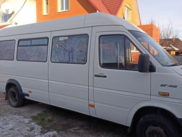 Белый Фольксваген ЛТ пасс., объемом двигателя 2.5 л и пробегом 700 тыс. км за 7000 $, фото 4 на Automoto.ua