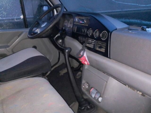 Білий Фольксваген ЛТ пас., об'ємом двигуна 2.8 л та пробігом 600 тис. км за 6850 $, фото 6 на Automoto.ua