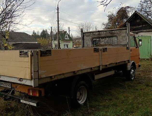 Жовтий Фольксваген ЛТ, об'ємом двигуна 2.4 л та пробігом 350 тис. км за 5000 $, фото 2 на Automoto.ua