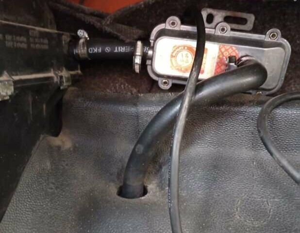 Жовтий Фольксваген ЛТ, об'ємом двигуна 2.4 л та пробігом 350 тис. км за 5000 $, фото 9 на Automoto.ua