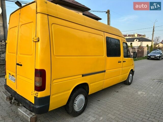 Желтый Фольксваген ЛТ, объемом двигателя 2.5 л и пробегом 700 тыс. км за 4400 $, фото 6 на Automoto.ua
