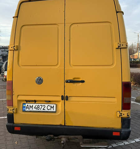 Желтый Фольксваген ЛТ, объемом двигателя 2.46 л и пробегом 521 тыс. км за 9500 $, фото 2 на Automoto.ua