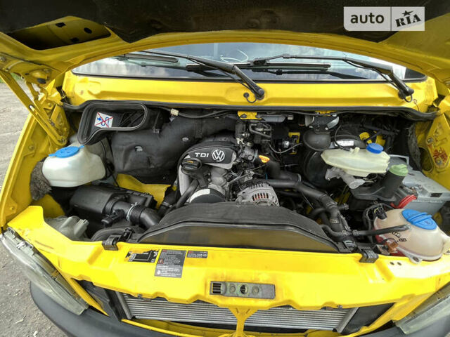 Желтый Фольксваген ЛТ, объемом двигателя 2.46 л и пробегом 415 тыс. км за 10000 $, фото 10 на Automoto.ua